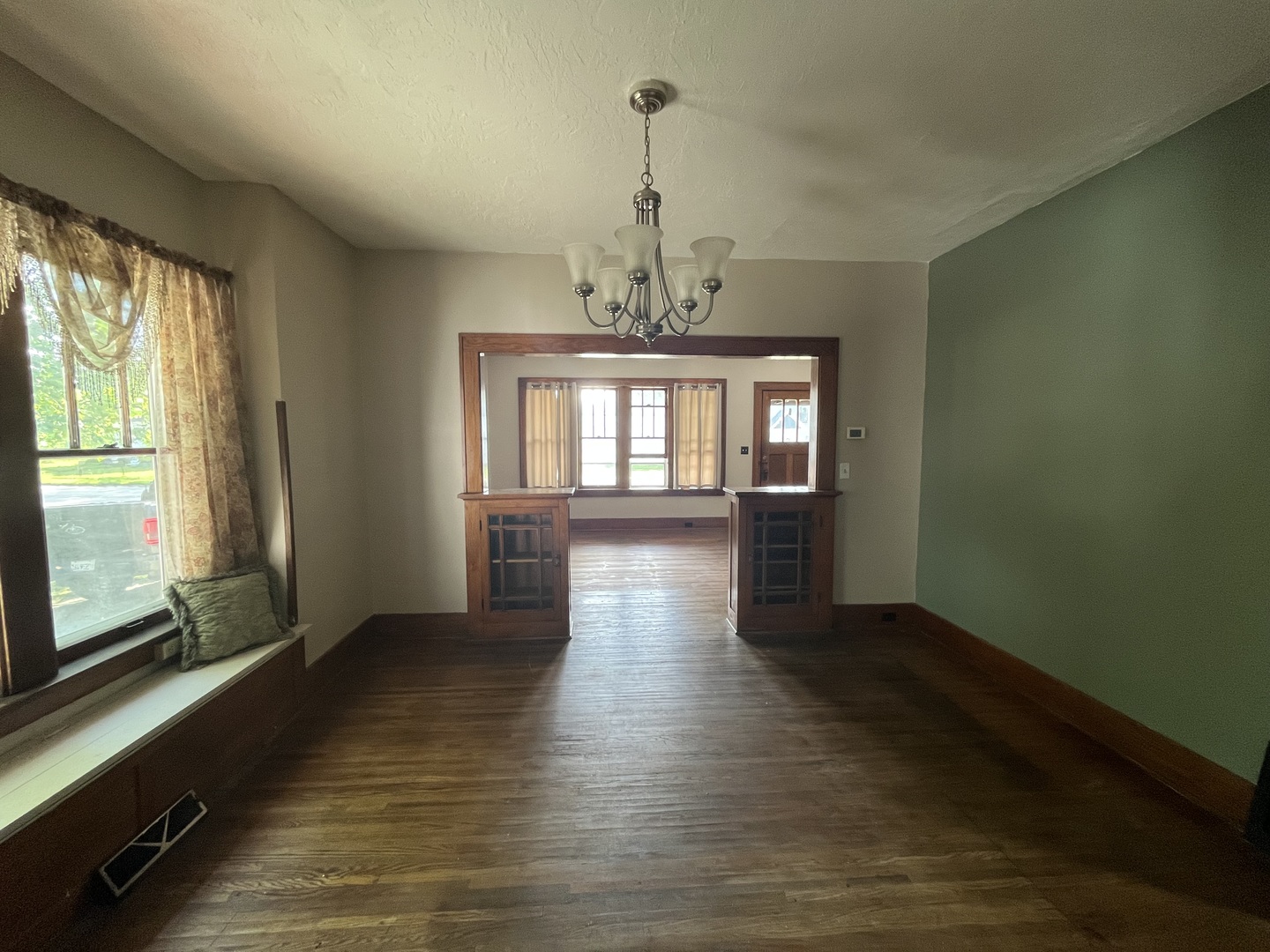 208 S Peoria Street Property Photo 23