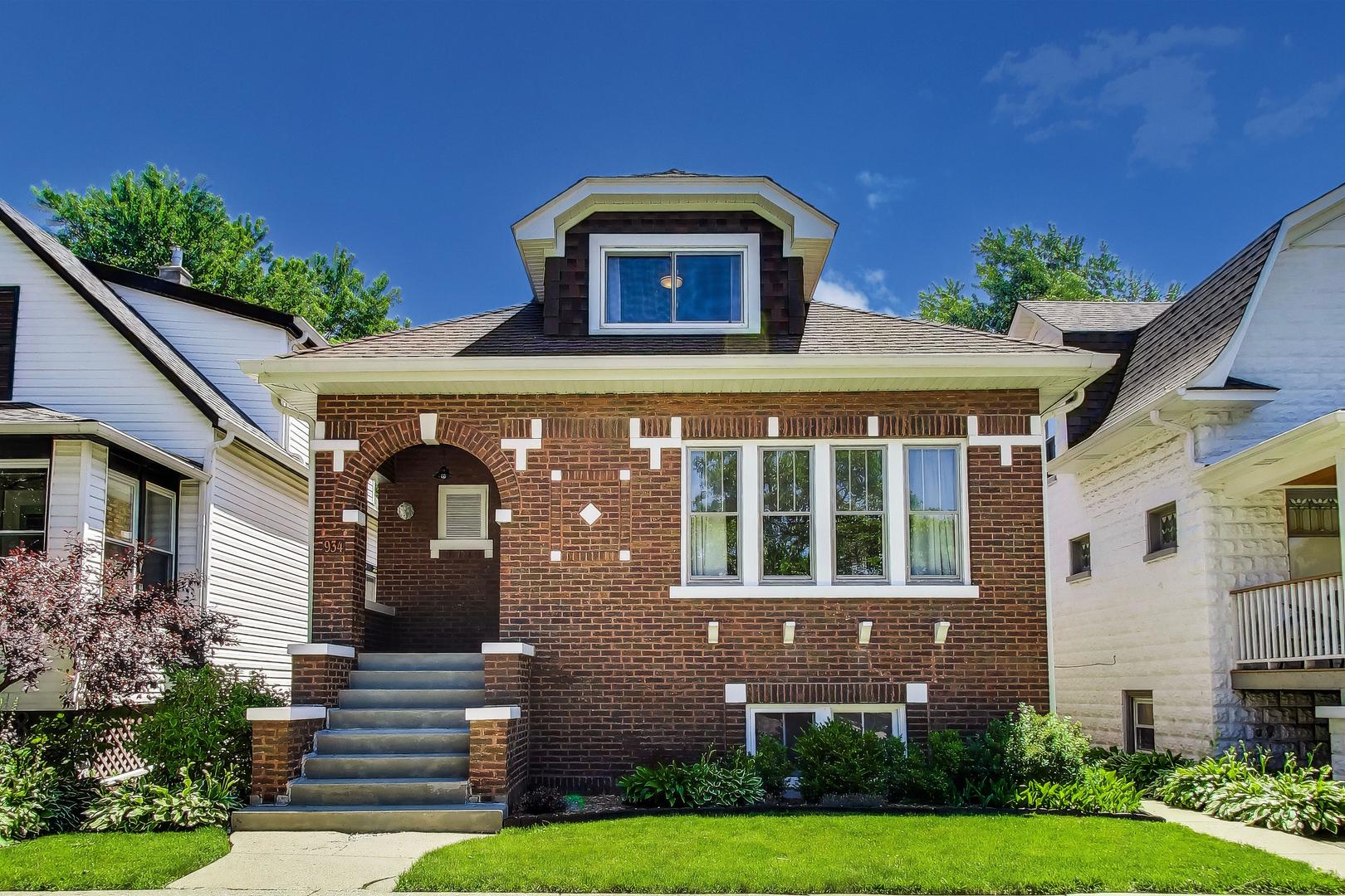 934 Circle Avenue Property Photo 1
