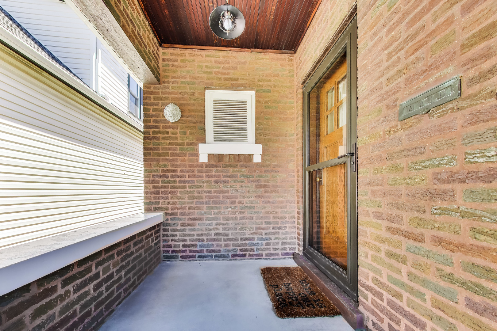 934 Circle Avenue Property Photo 3