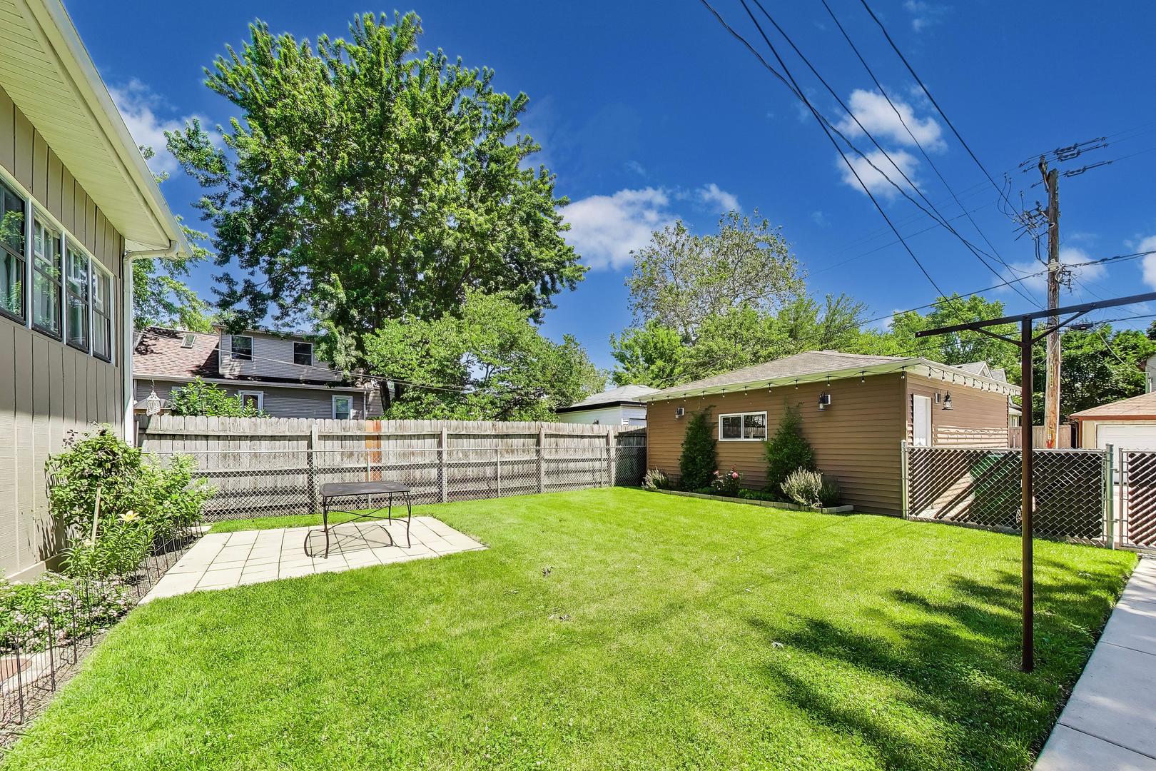 934 Circle Avenue Property Photo 39