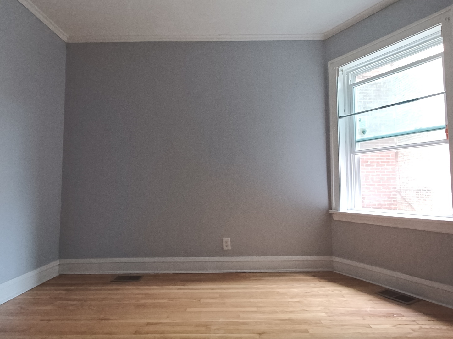 7307 S Bennett Avenue 3 Property Photo 5