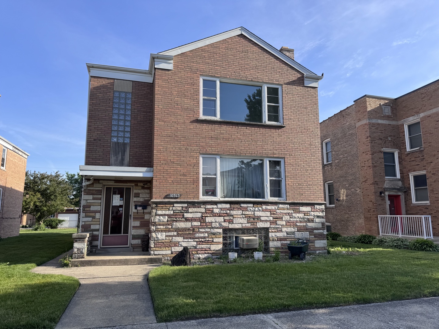 10315 Chaucer Street 2 Property Photo 1
