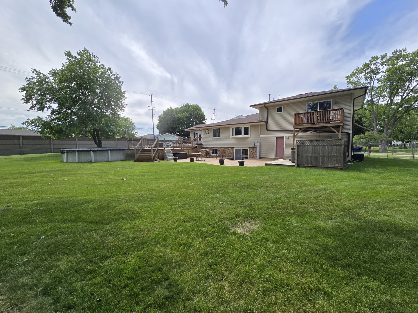 1413 Weyers Court Property Photo 33