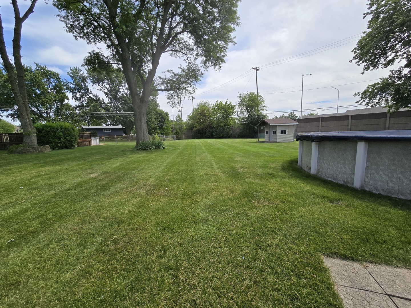 1413 Weyers Court Property Photo 43