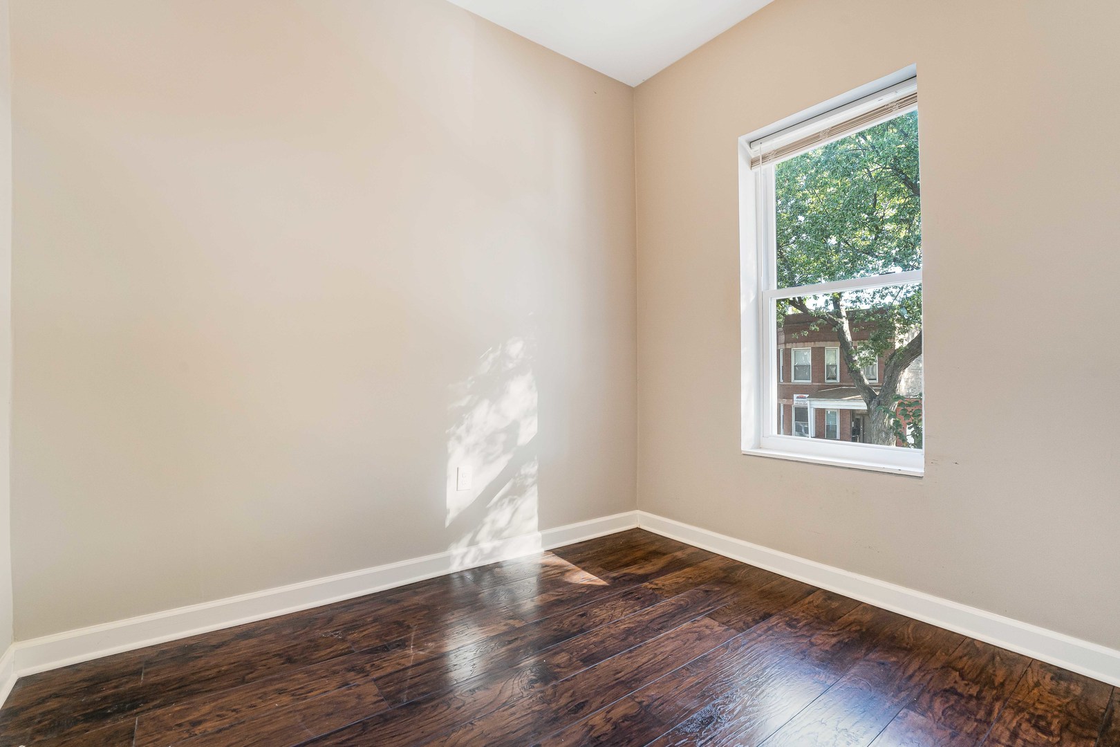 6438 S Eberhart Avenue 2 Property Photo 12