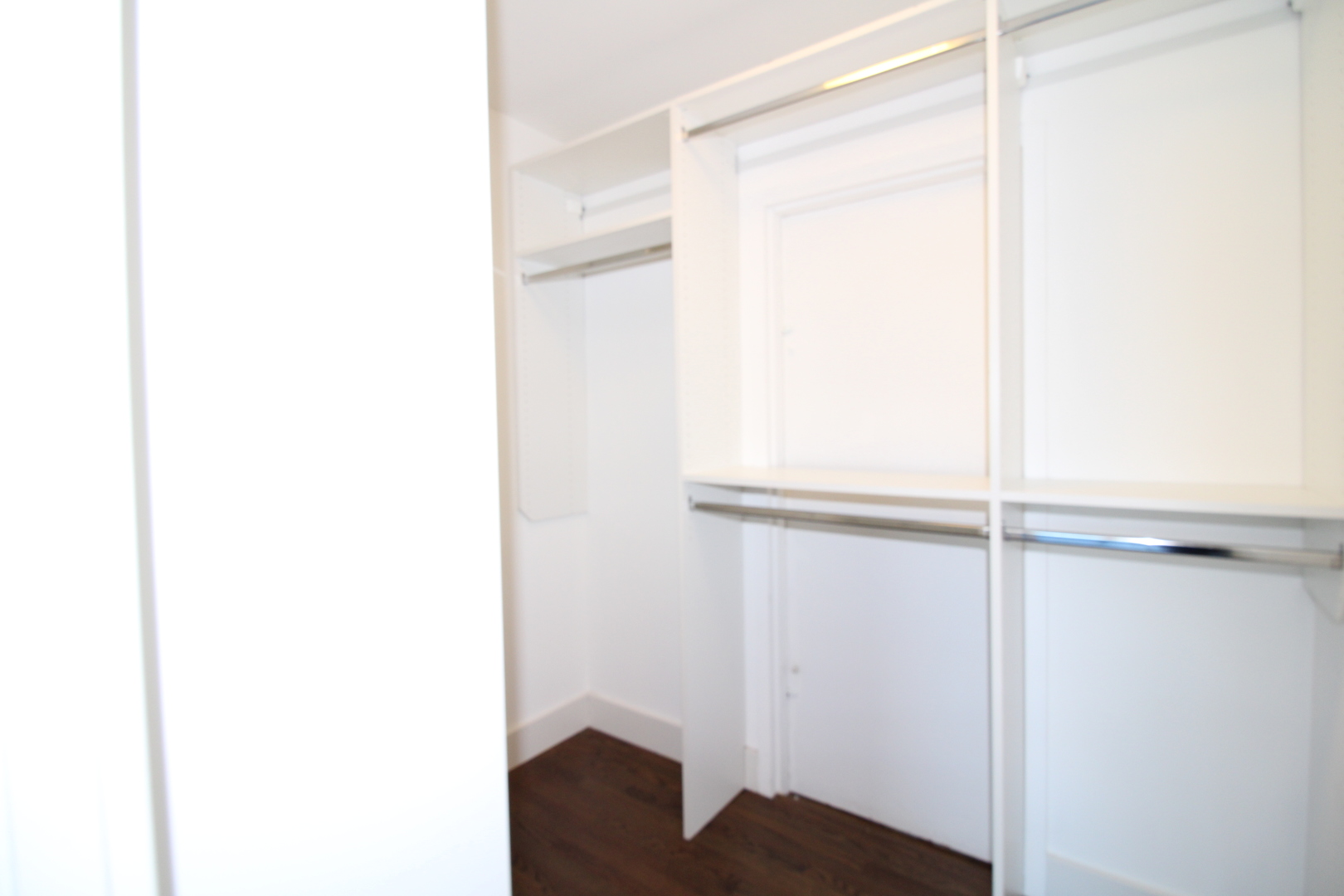 7061 N Kedzie Avenue 116 Property Photo 3