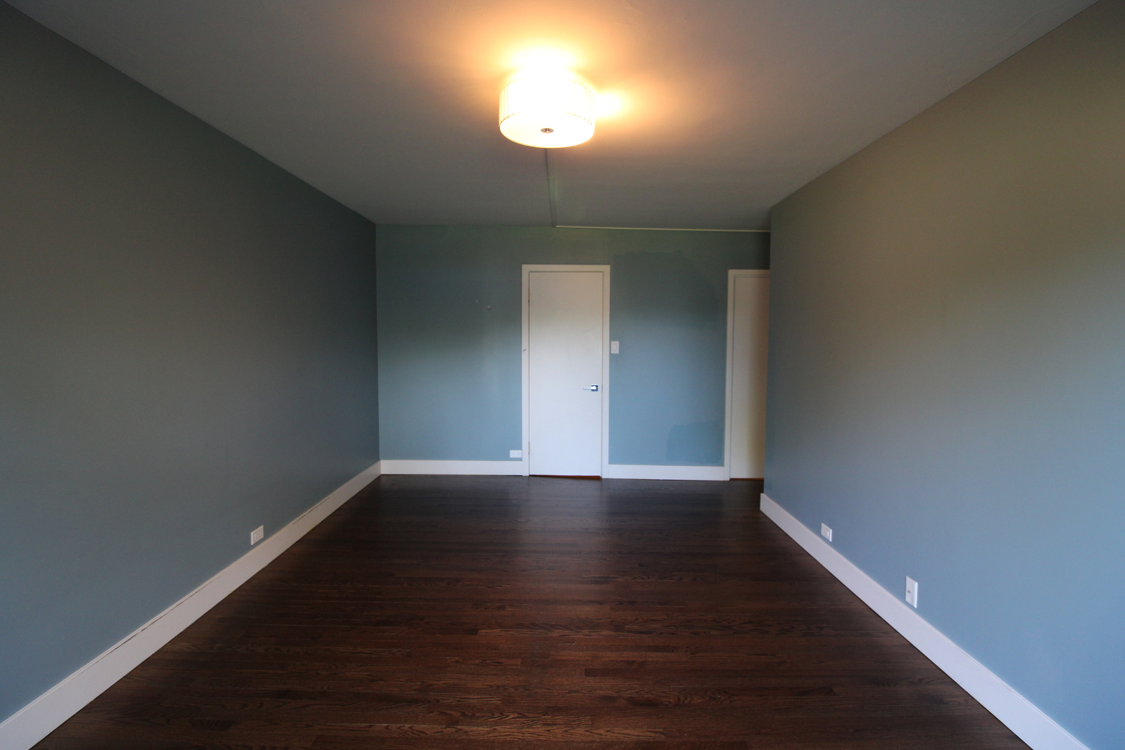 7061 N Kedzie Avenue 116 Property Photo 5