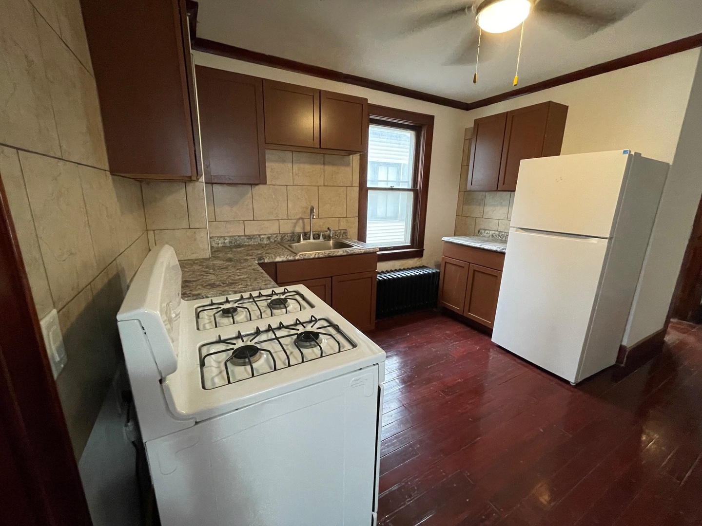 1538-1542 W 3rd Street Property Photo 6