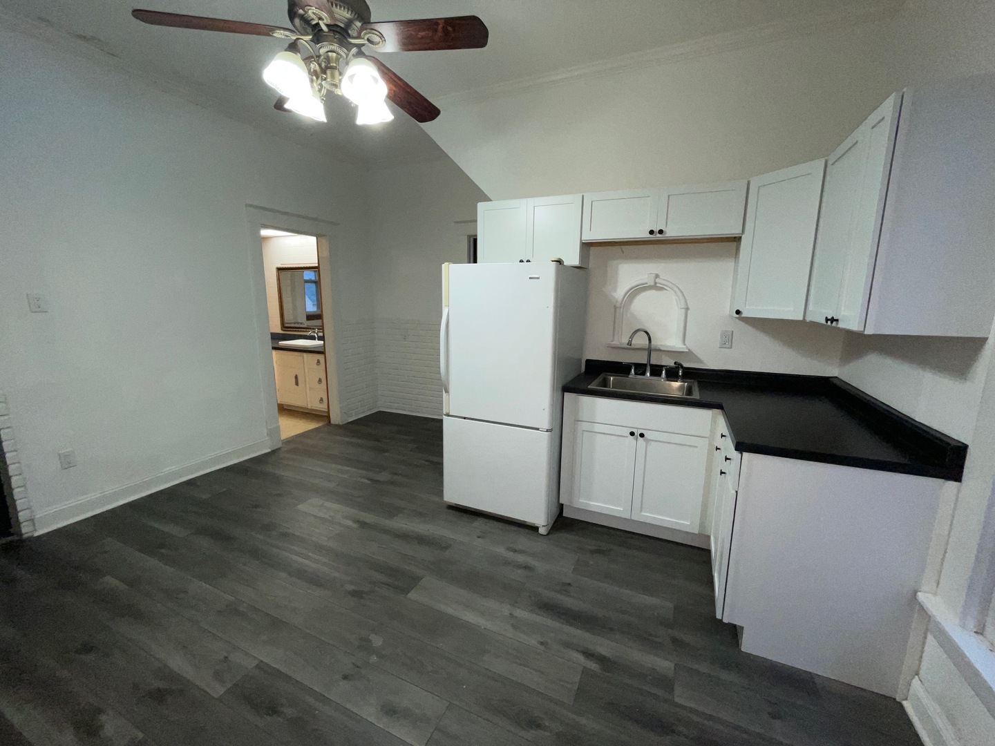 1538-1542 W 3rd Street Property Photo 13