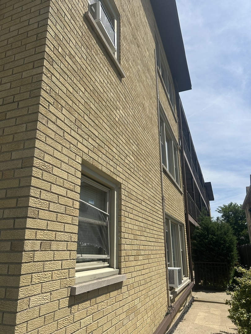 6737 W Irving Park Road 2a Property Photo 12