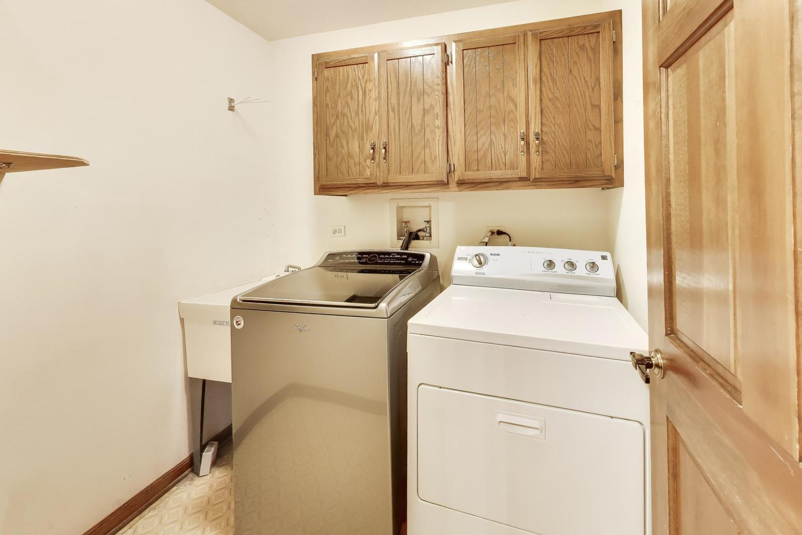 1648 Brentford Drive Property Photo 12