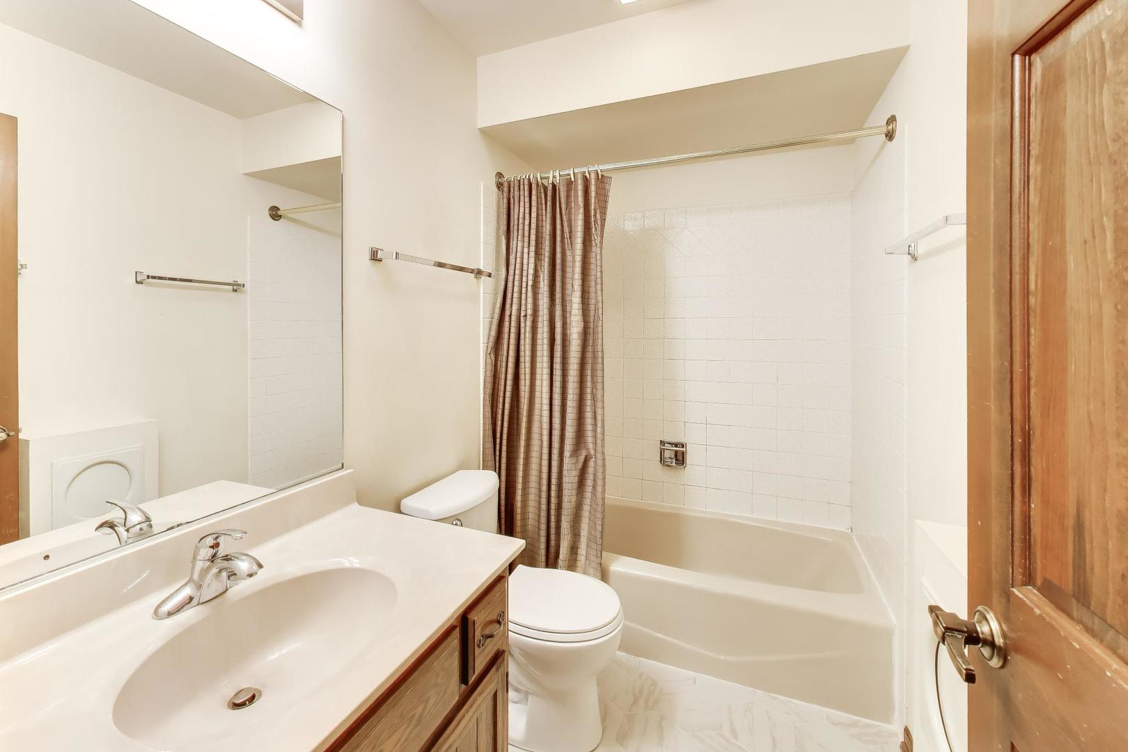 1648 Brentford Drive Property Photo 21