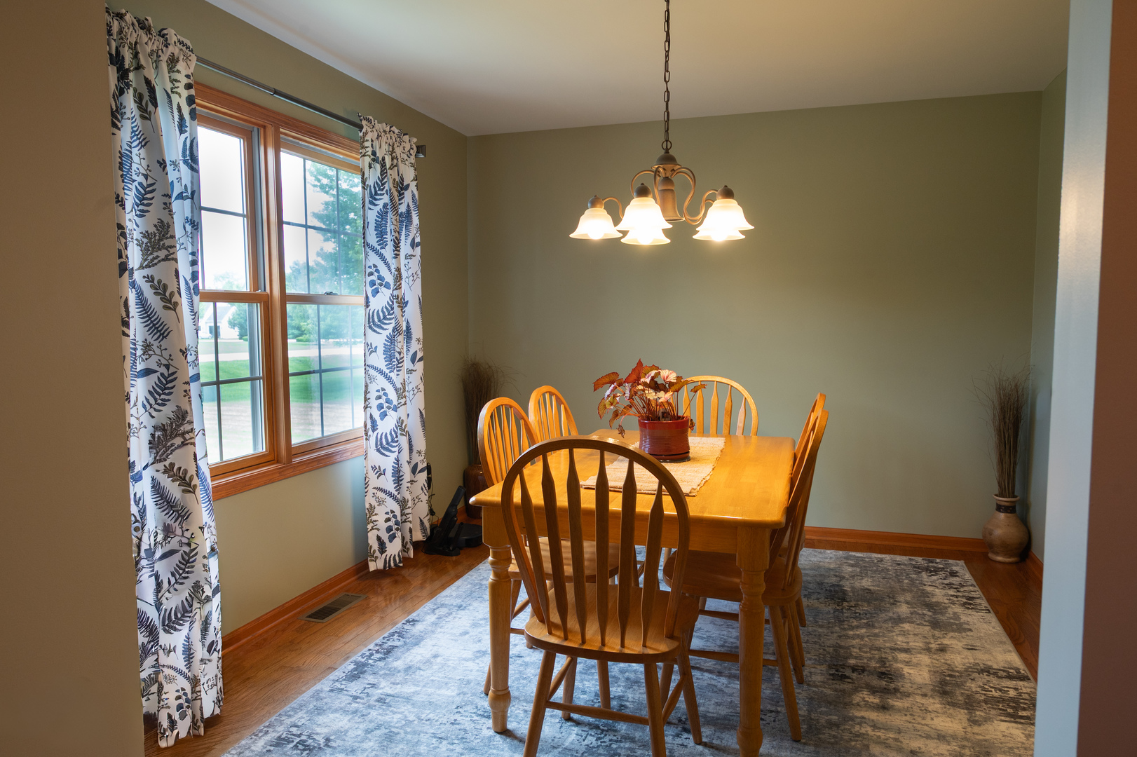 10092 Raindance Drive Property Photo 8