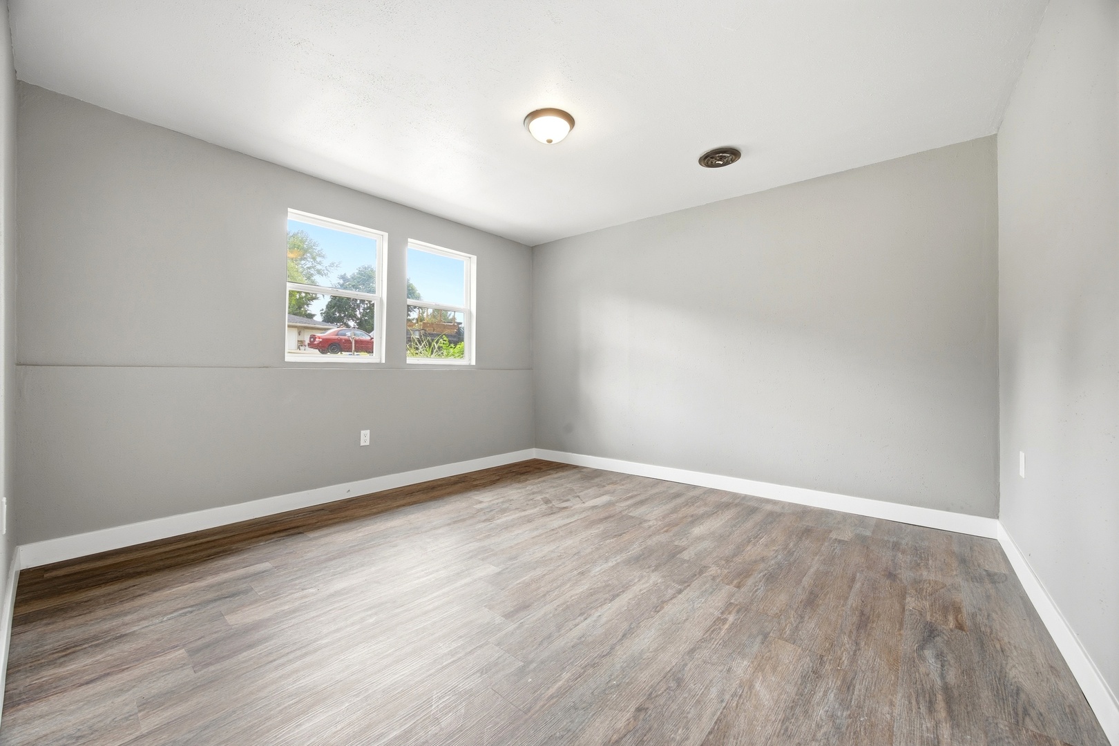 8320 Phyllis Road Property Photo 12