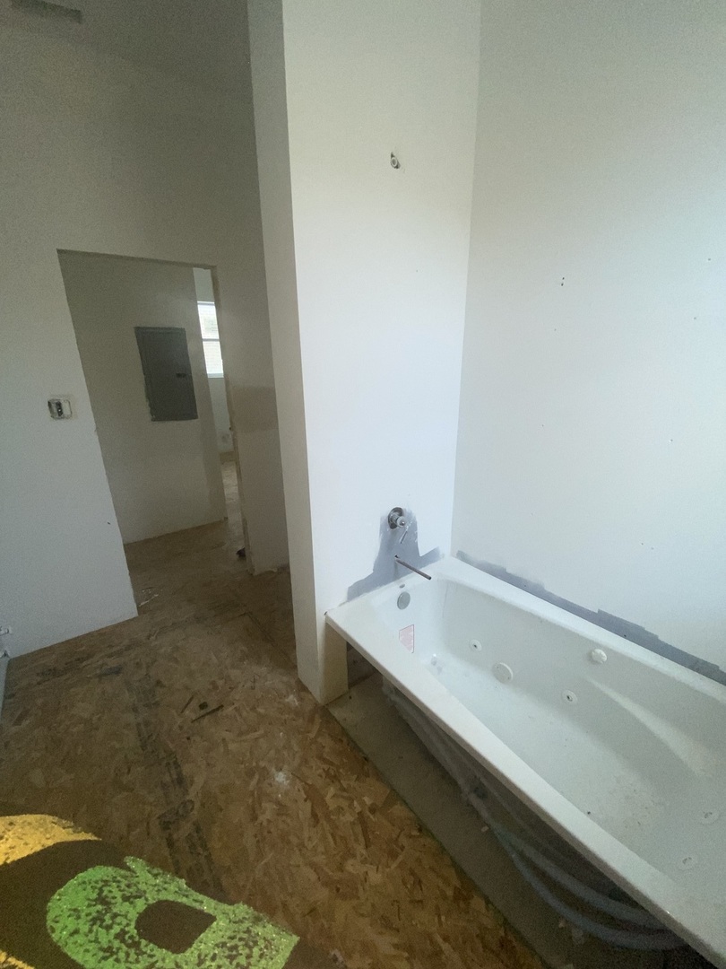 5646 S Sangamon Street Property Photo 8