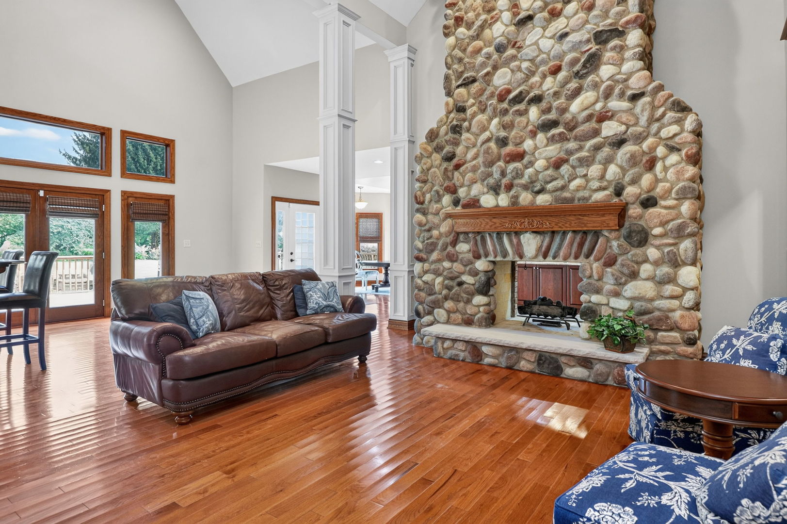 2s299 Willow Creek Drive Property Photo 17