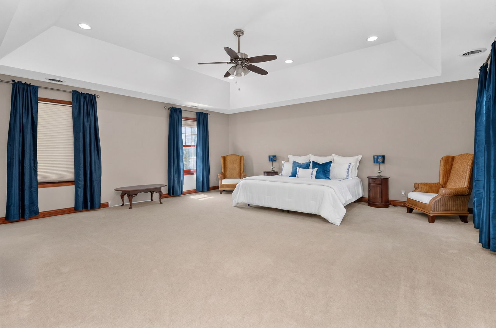 2s299 Willow Creek Drive Property Photo 22