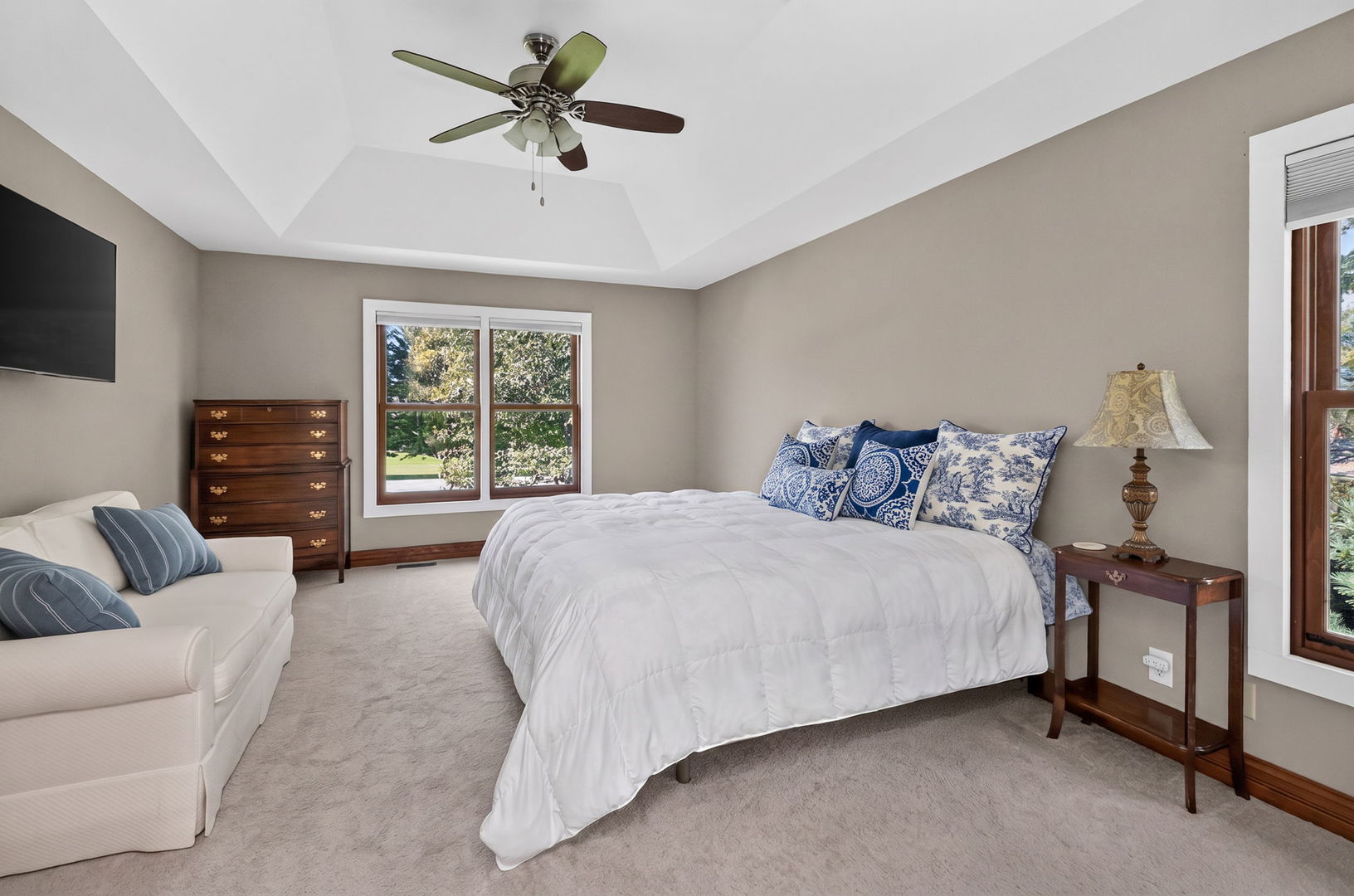 2s299 Willow Creek Drive Property Photo 24