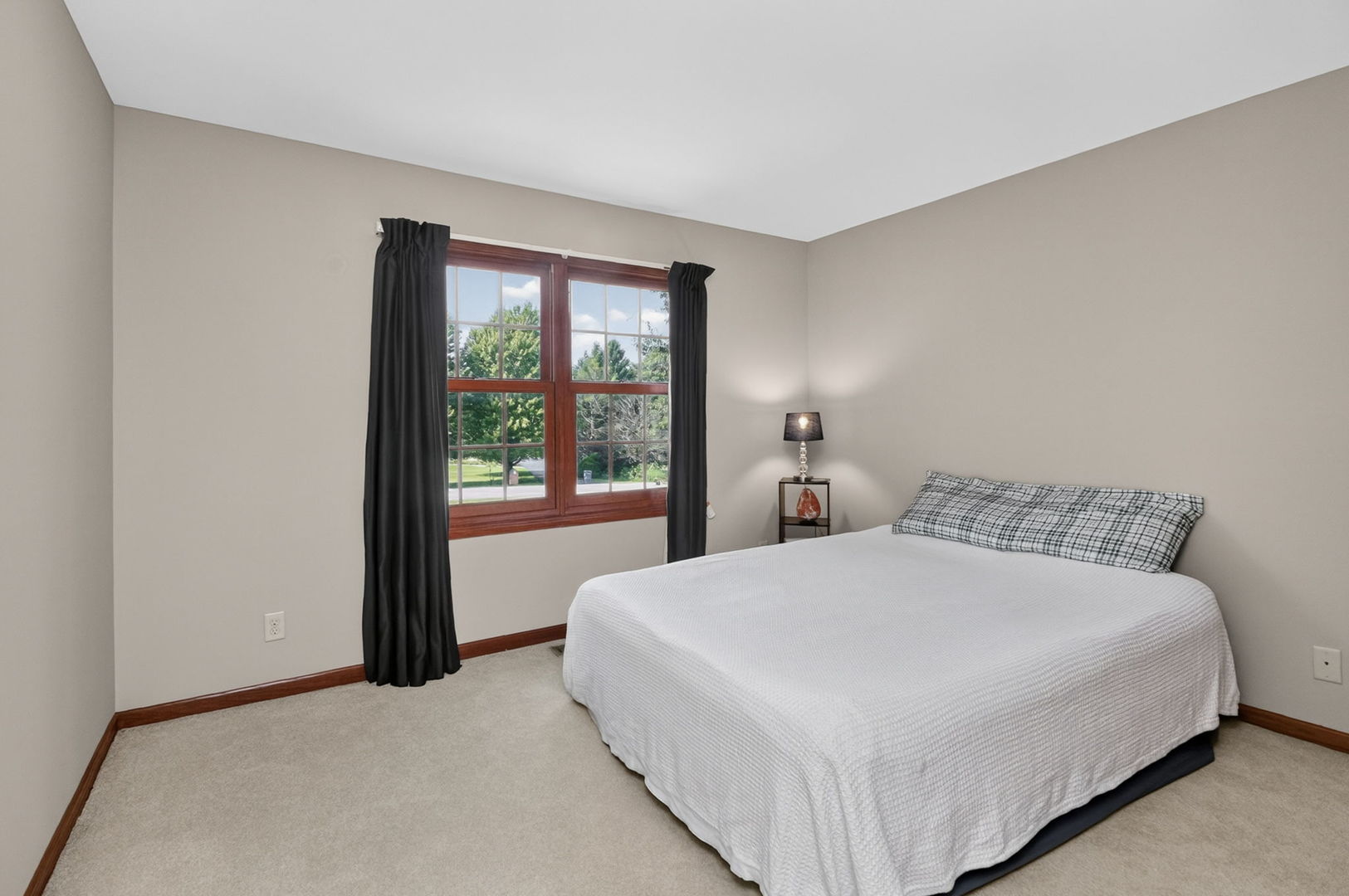2s299 Willow Creek Drive Property Photo 26