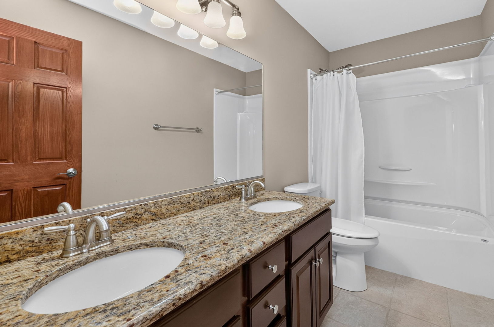 2s299 Willow Creek Drive Property Photo 27