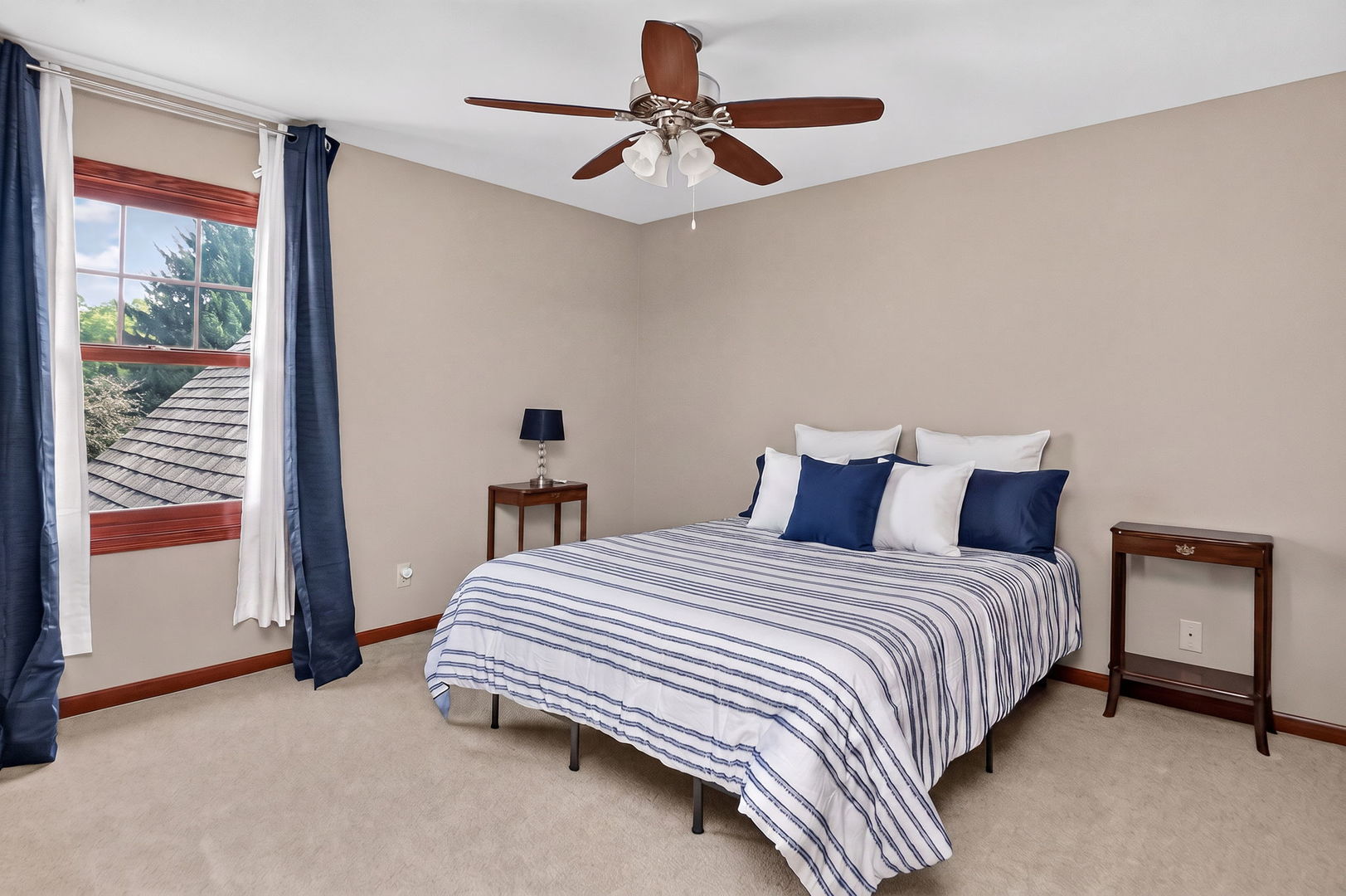 2s299 Willow Creek Drive Property Photo 28