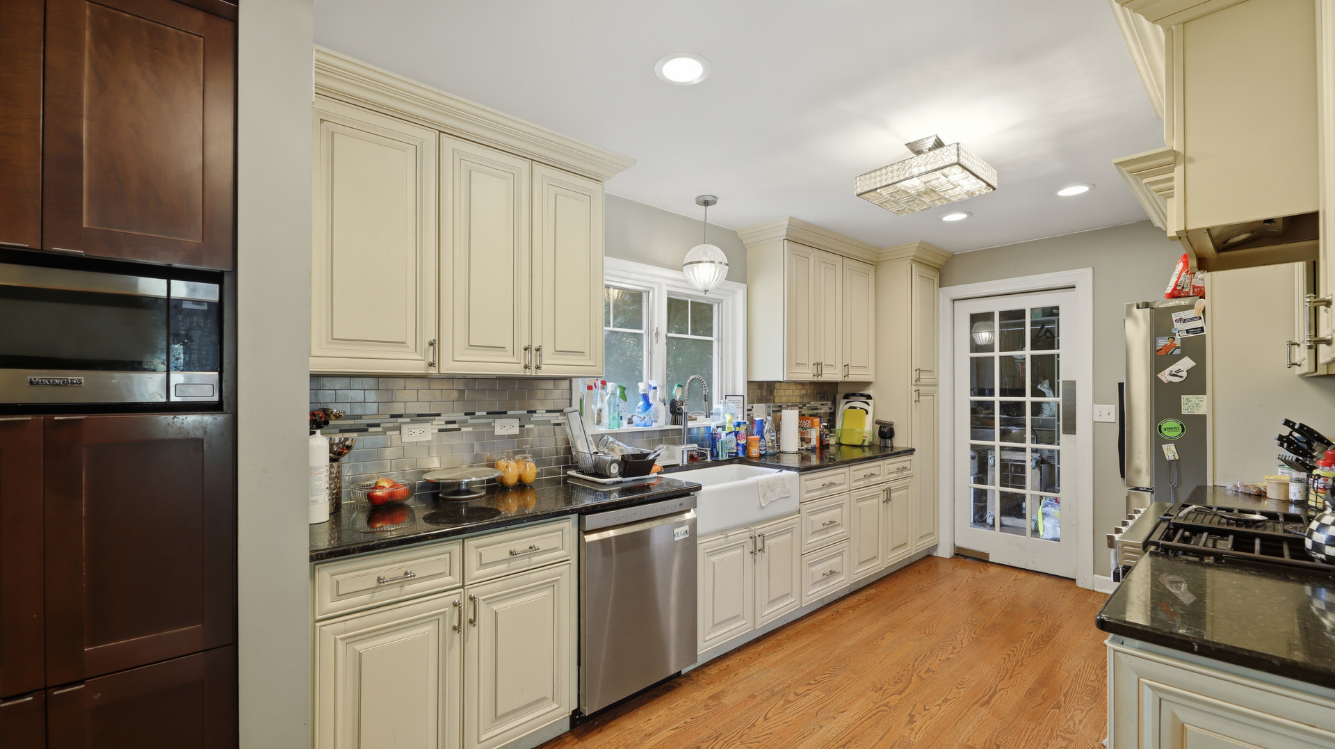 827 S Arlington Heights Road Property Photo 14