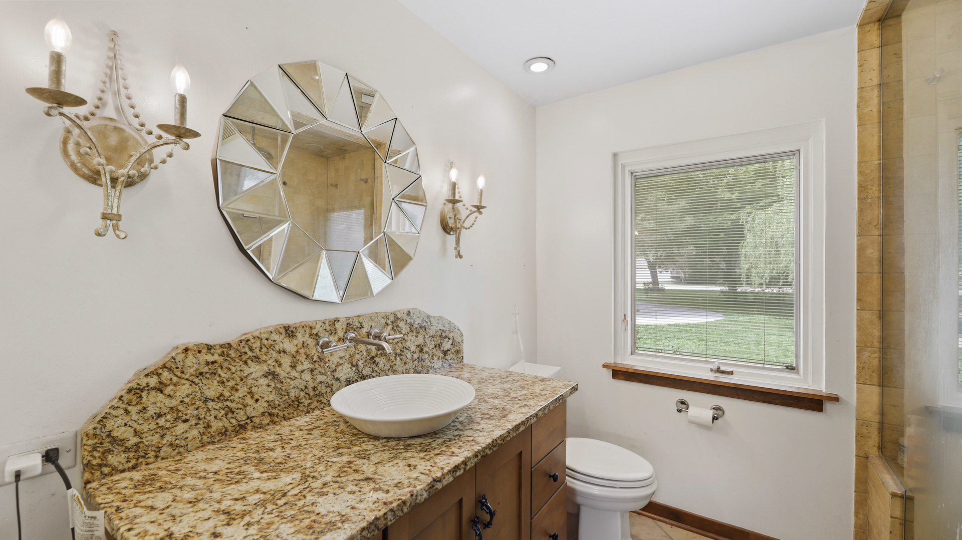 827 S Arlington Heights Road Property Photo 20