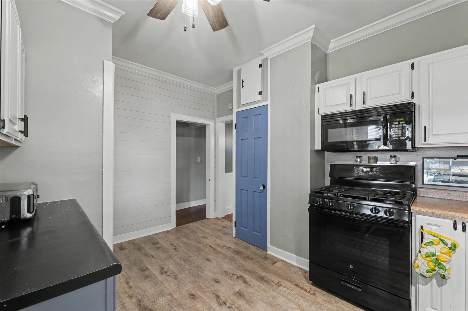 503 S Third Street Property Photo 12