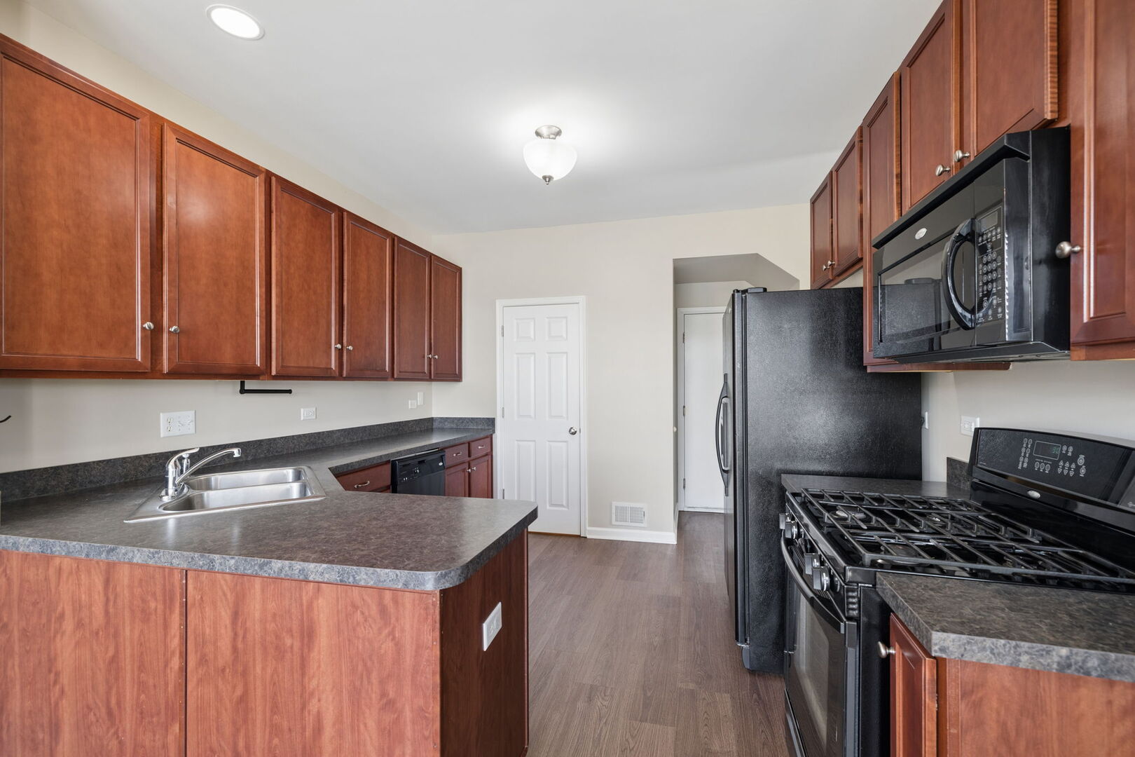 15342 Kenmare Circle Property Photo 9