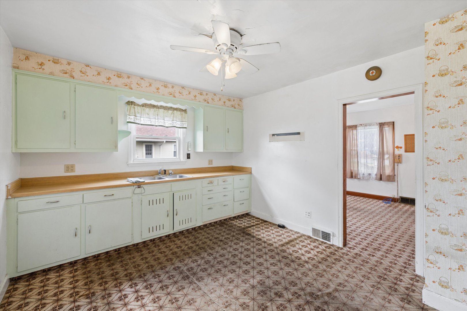 406 11th Street Property Photo 14
