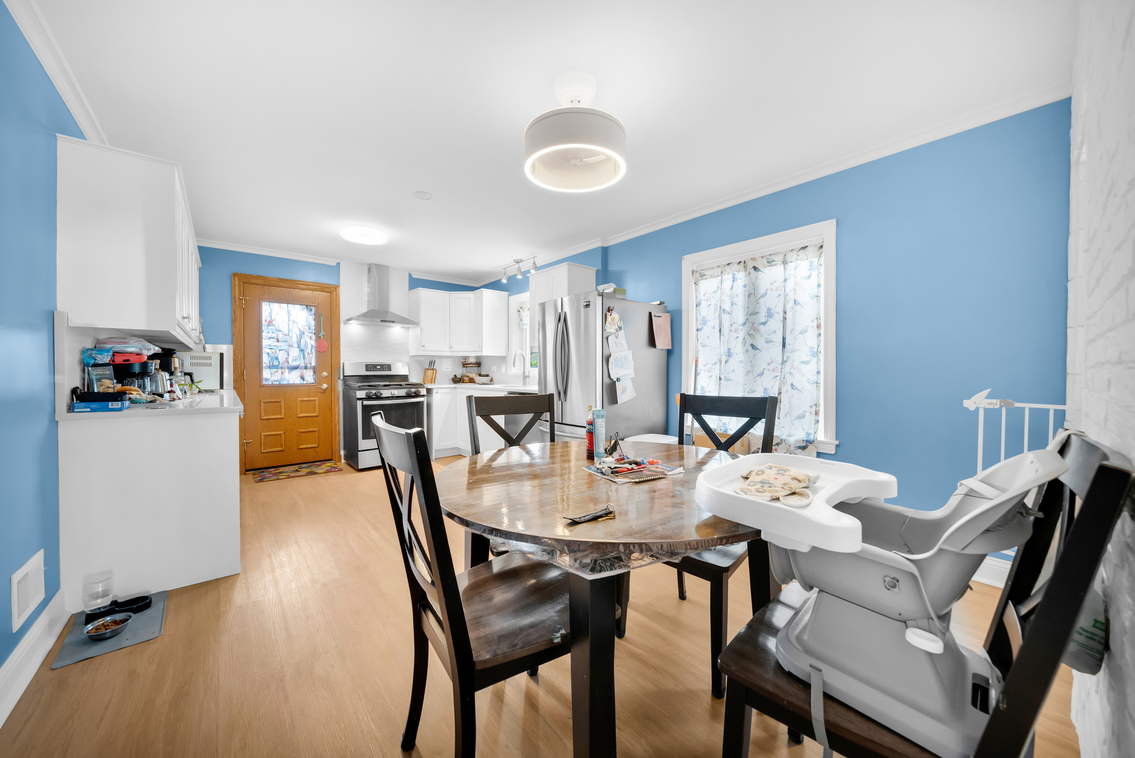 6805 S Kildare Avenue Property Photo 10