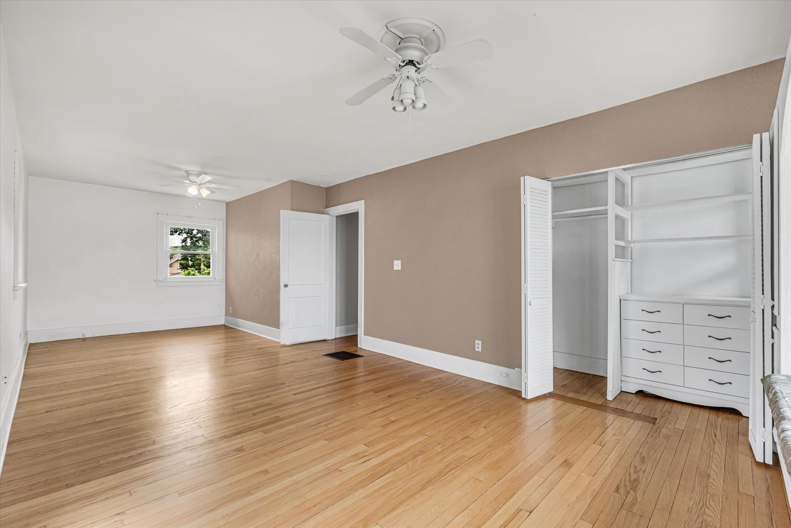 732 River Drive Property Photo 22