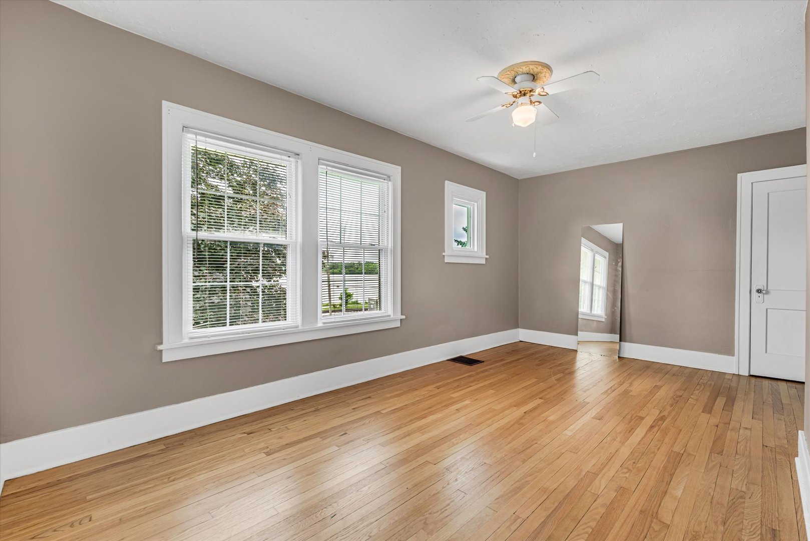 732 River Drive Property Photo 26