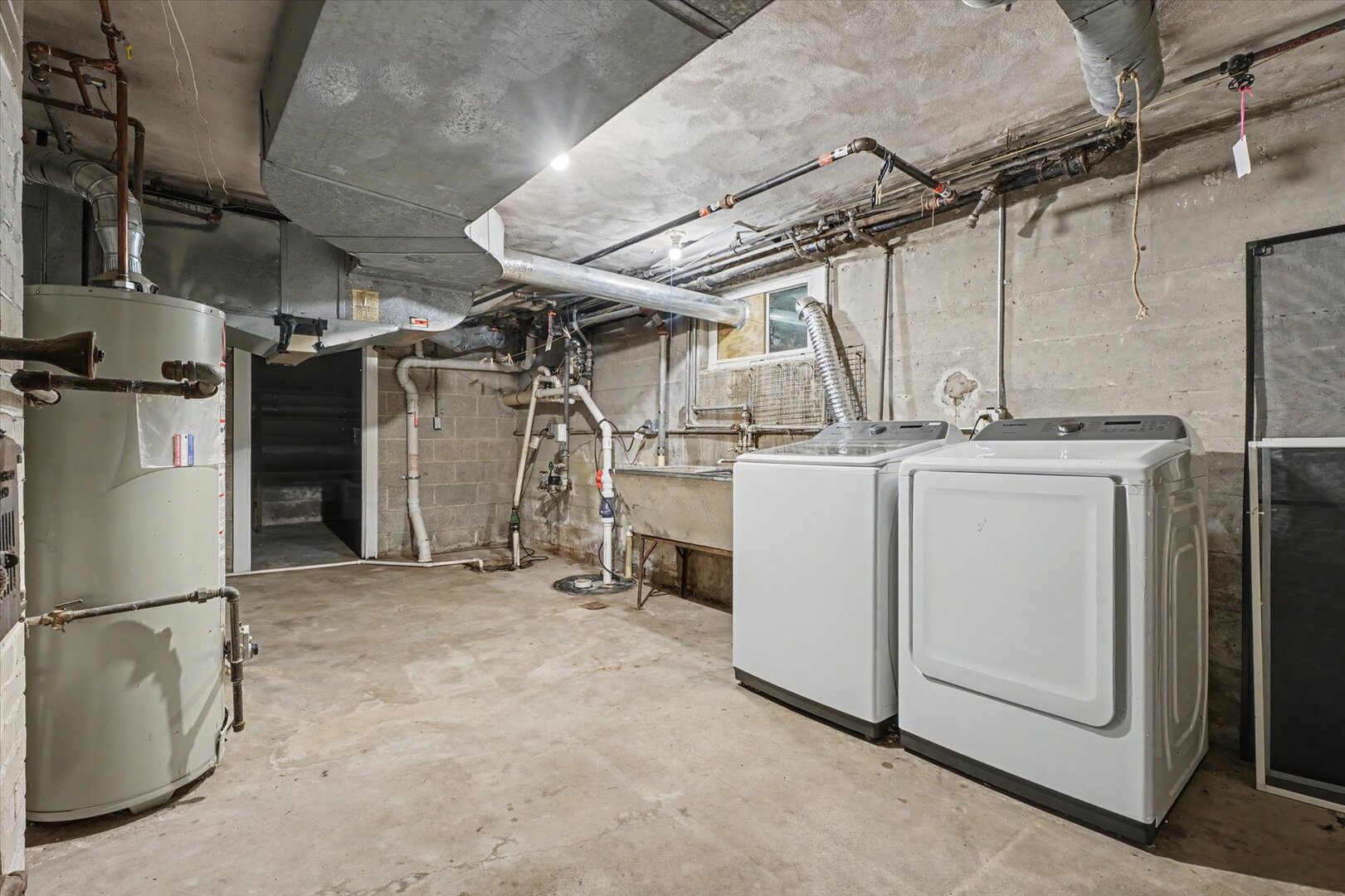 208 W Florida Avenue Property Photo 50