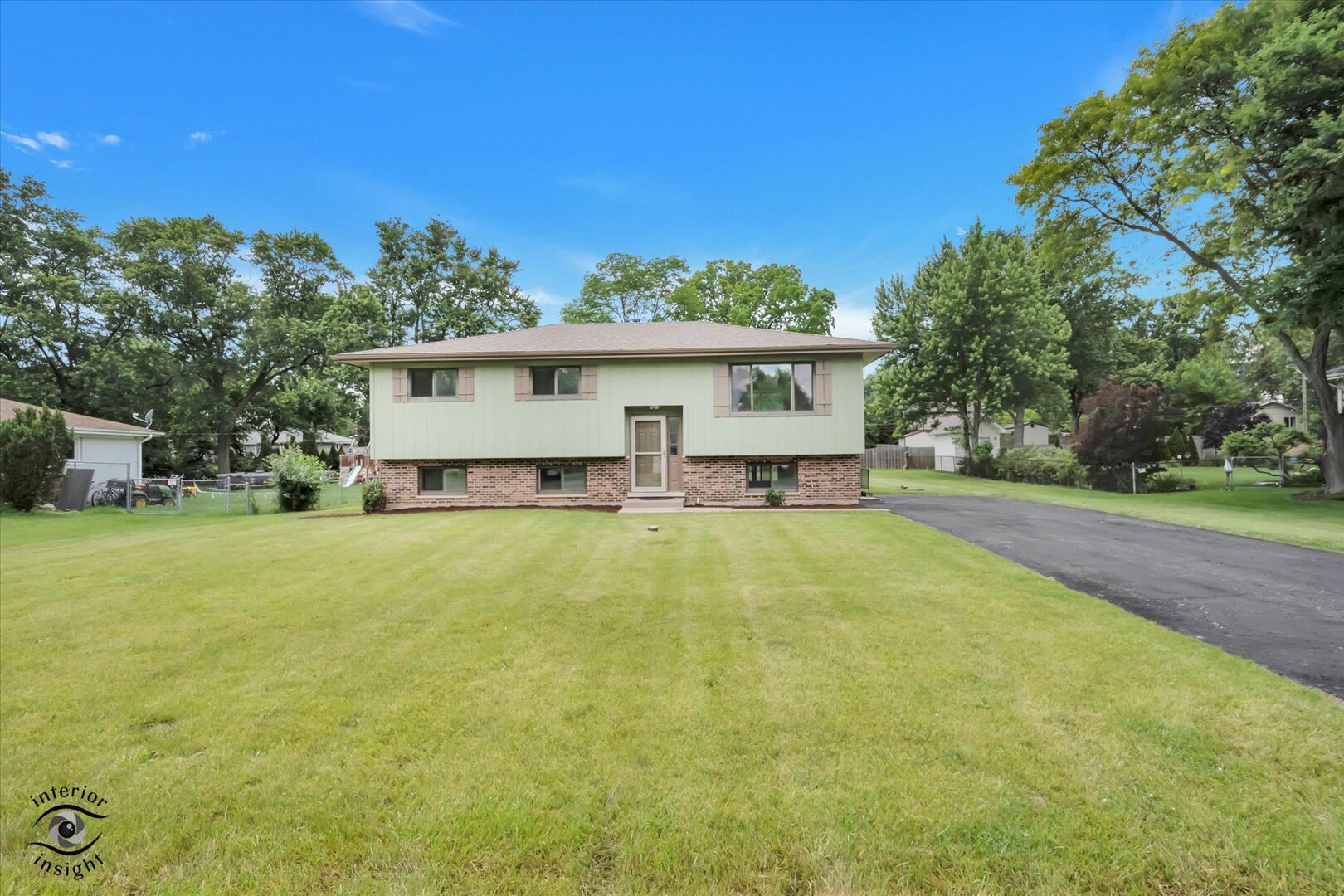 2n314 Euclid Avenue Property Photo 1