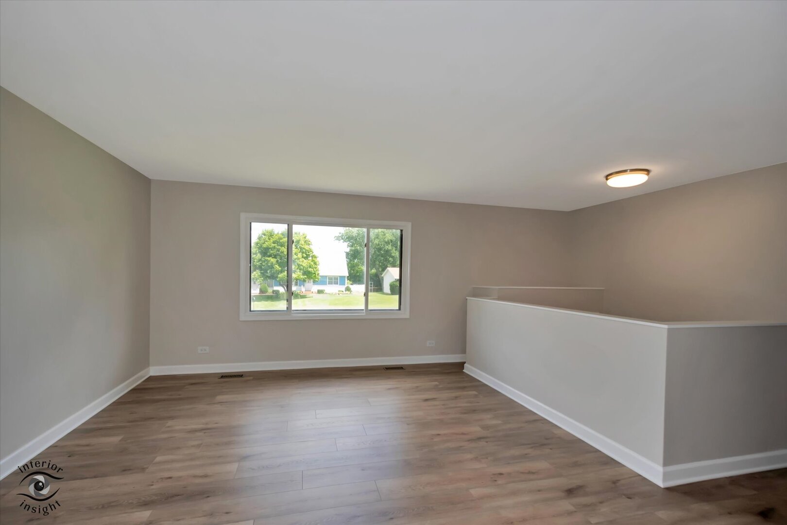 2n314 Euclid Avenue Property Photo 6