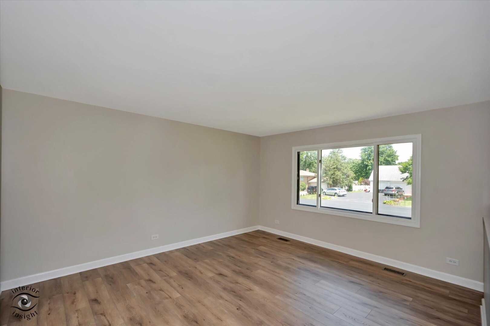 2n314 Euclid Avenue Property Photo 7