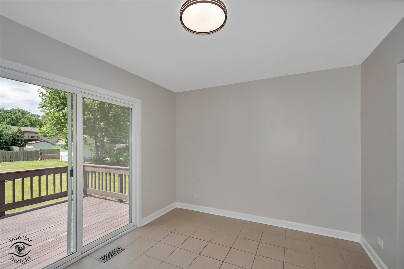 2n314 Euclid Avenue Property Photo 16