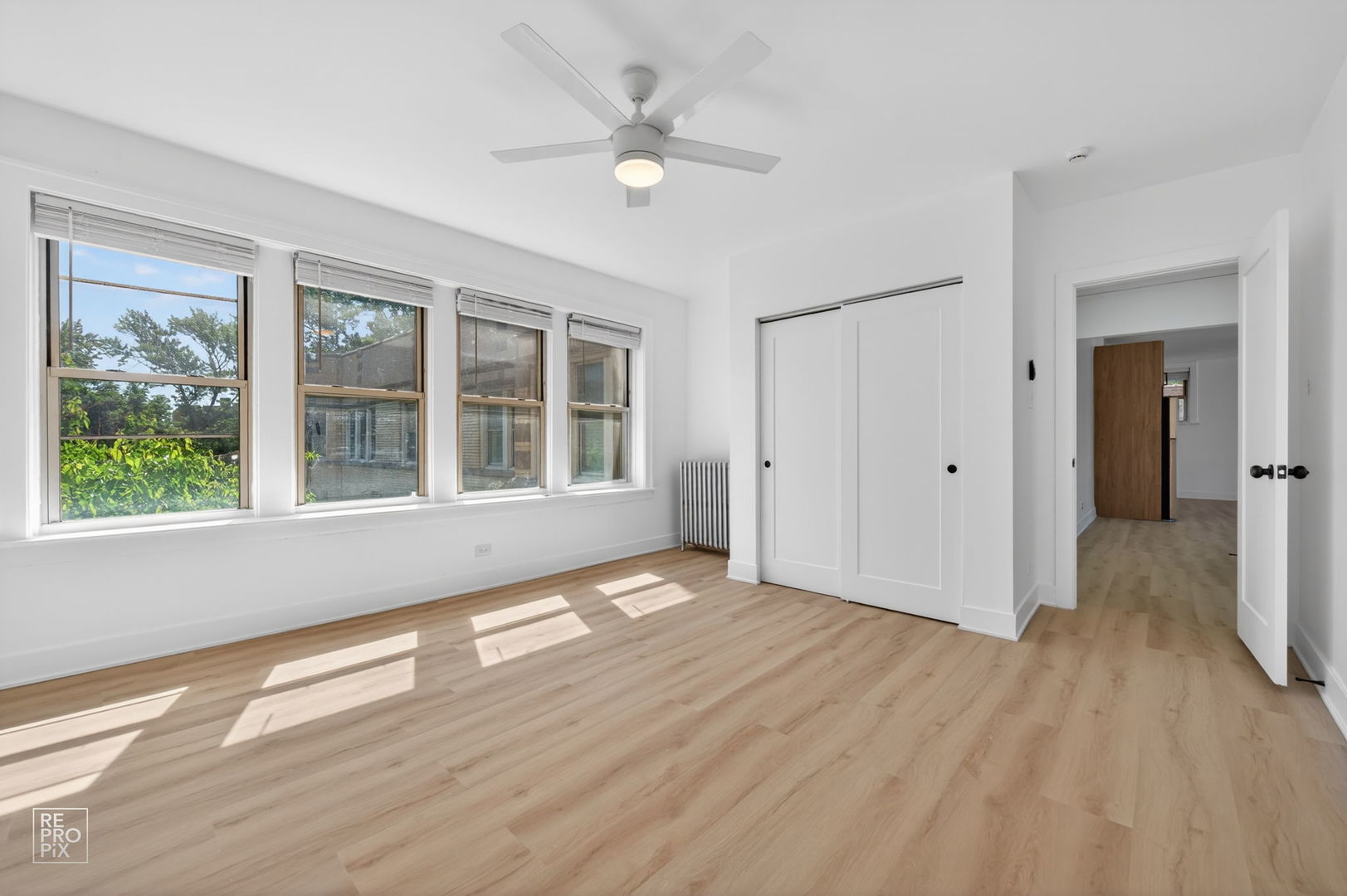 6312 N Artesian Avenue 1e Property Photo 9