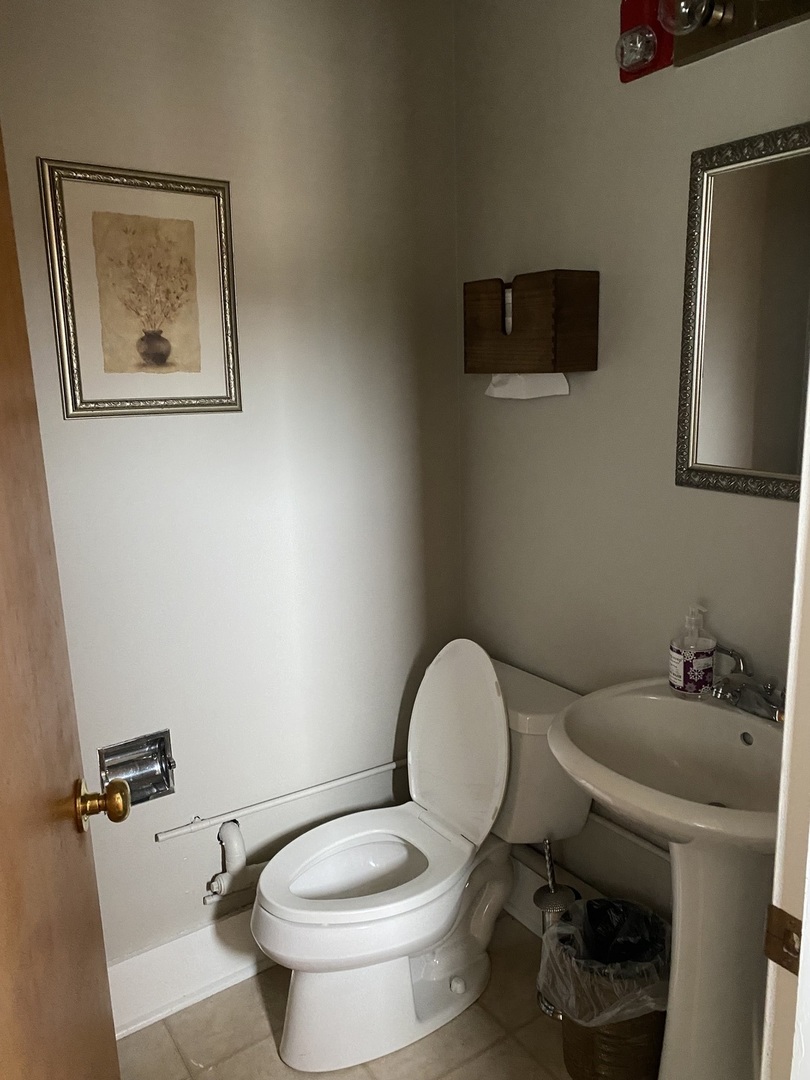 115 S 2nd Street Upper Property Photo 6