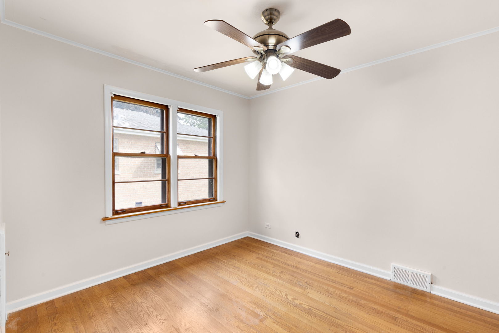 360 Streamside Drive Property Photo 9