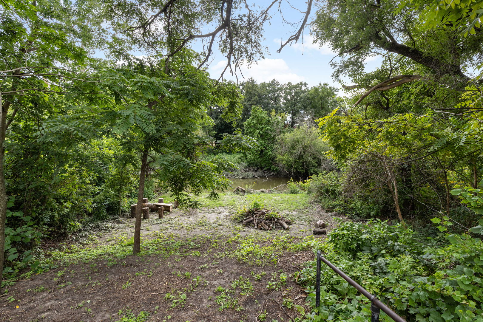 360 Streamside Drive Property Photo 22