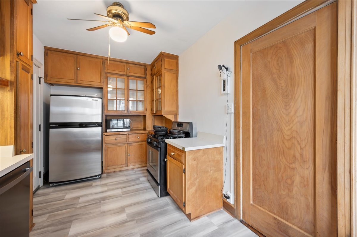 2440 N Lakeview Avenue 6c Property Photo 13