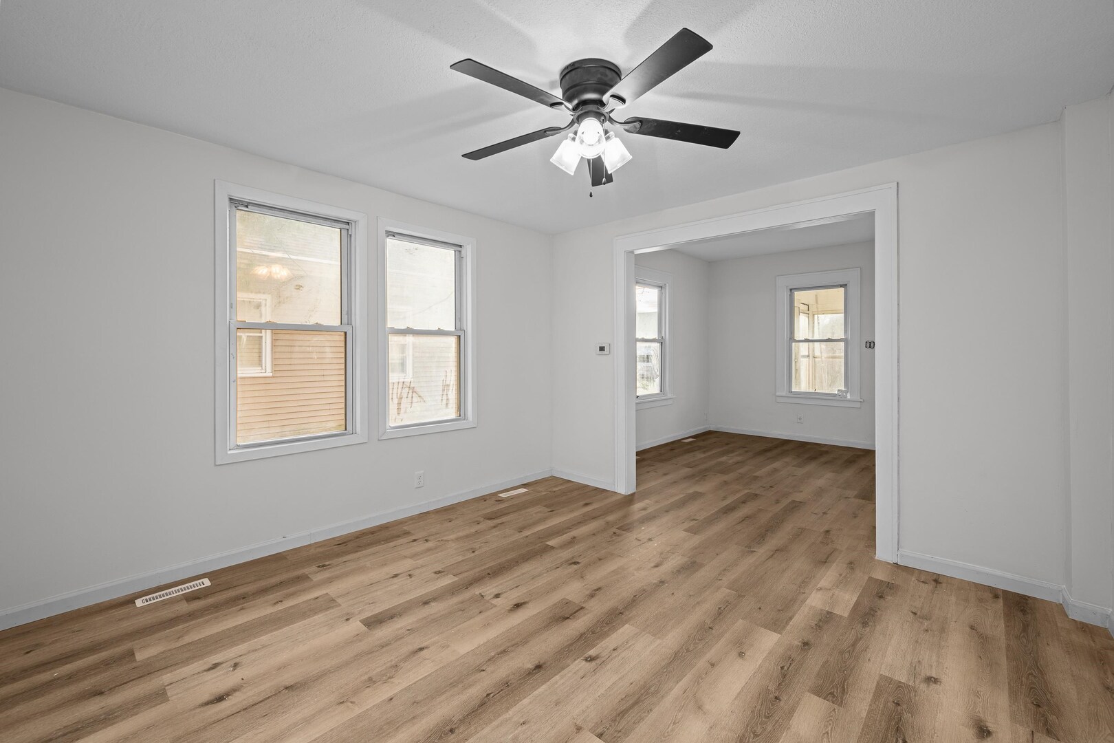 1916 31st Street A Property Photo 6