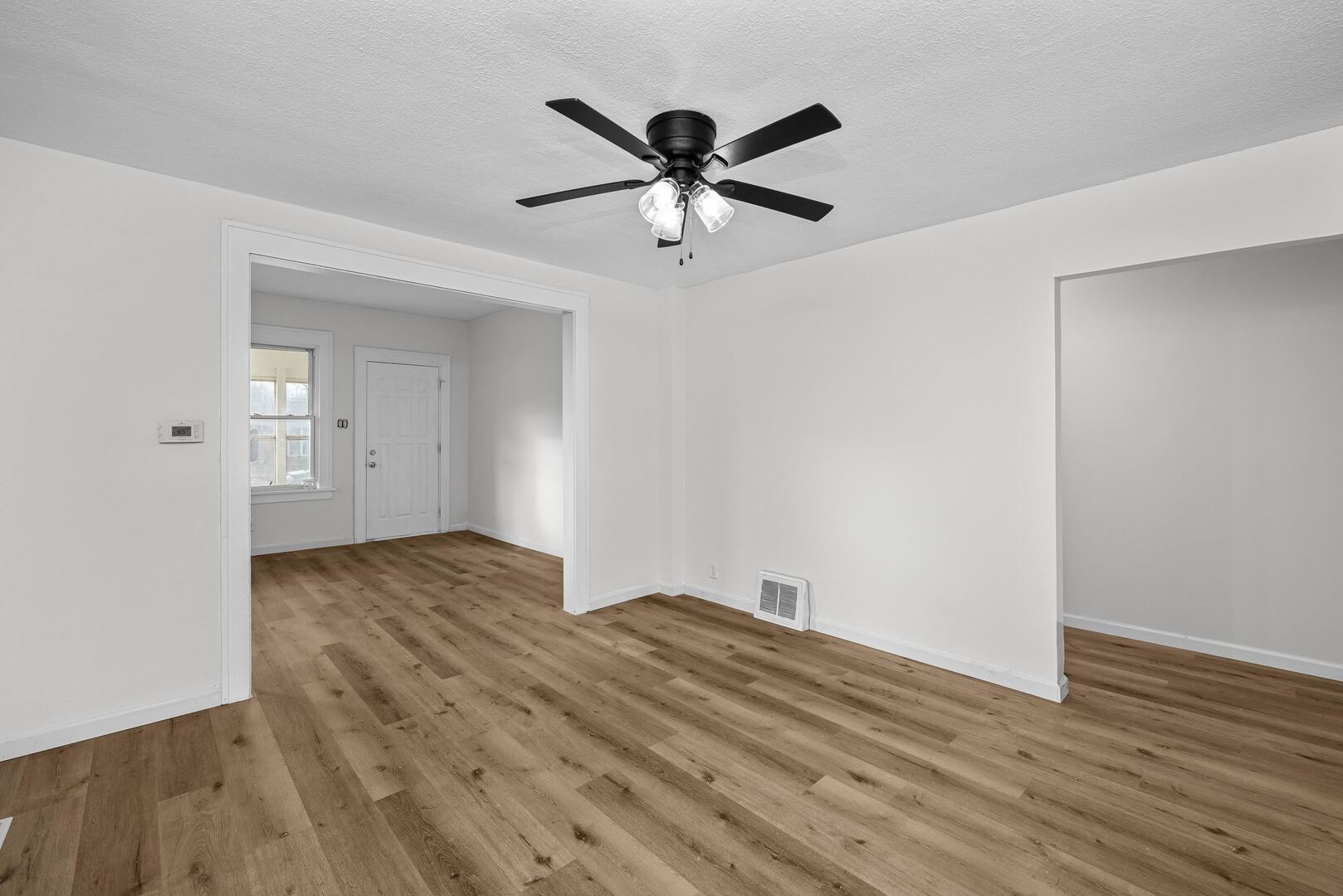1916 31st Street A Property Photo 7