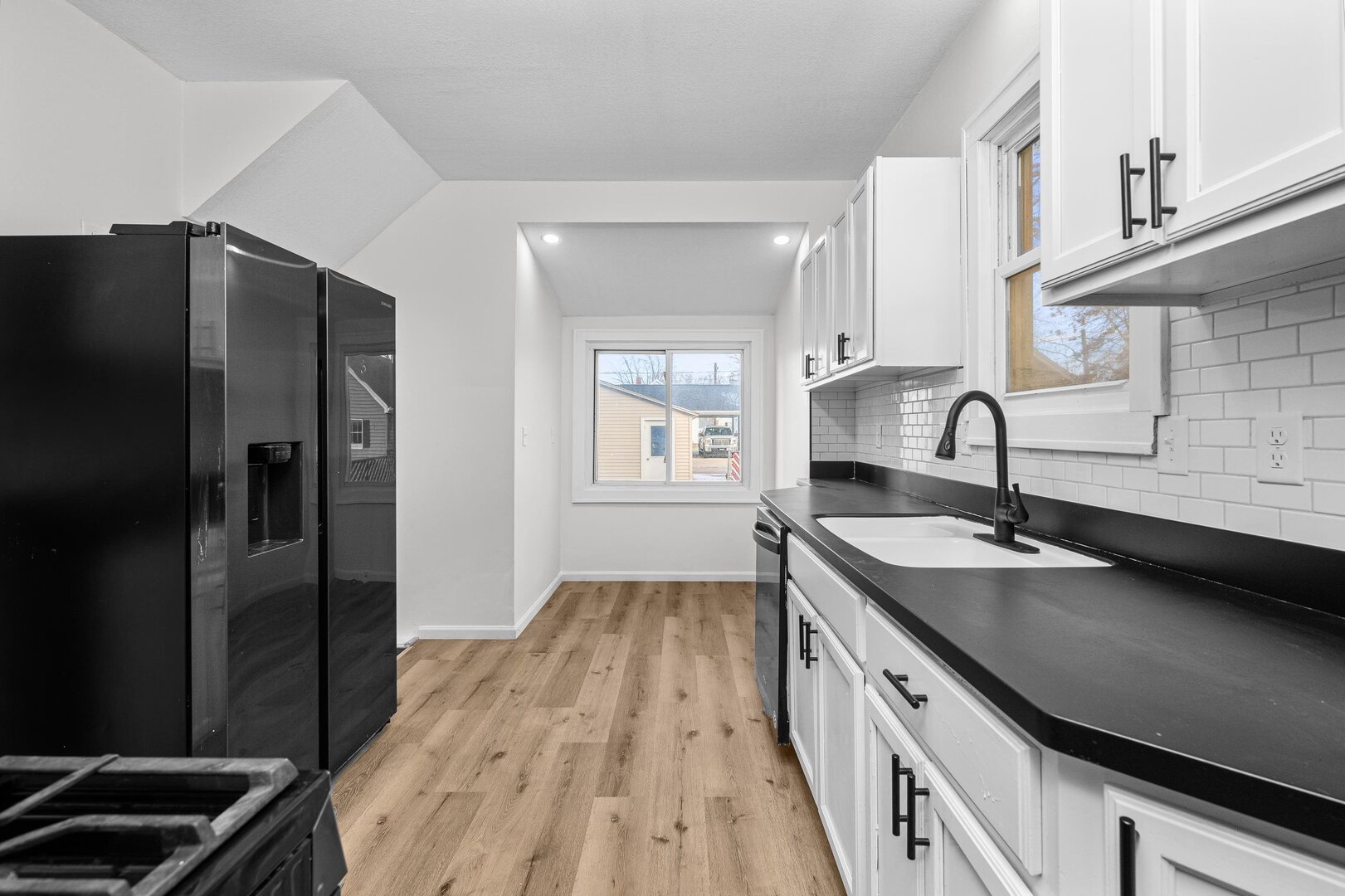1916 31st Street A Property Photo 13