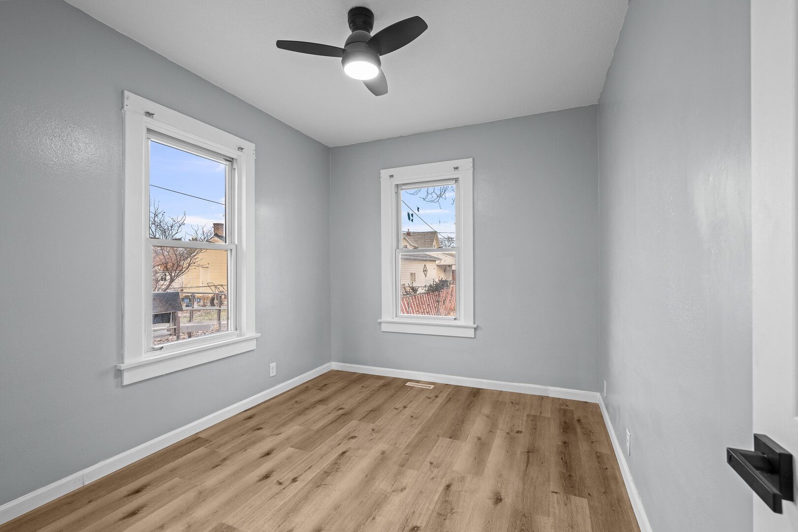 1916 31st Street A Property Photo 15