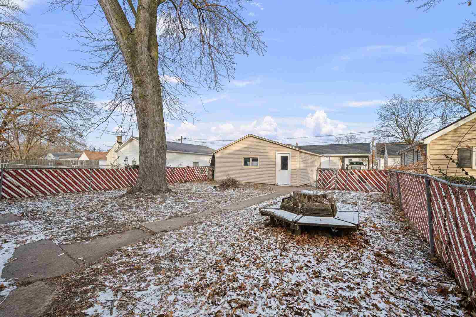 1916 31st Street A Property Photo 25