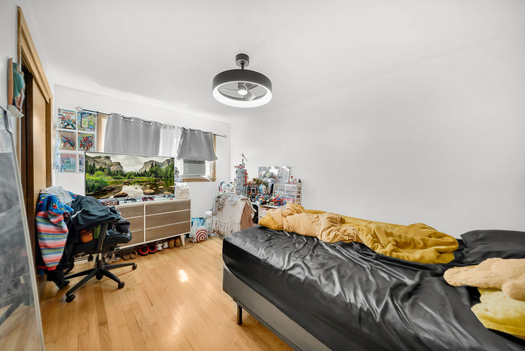 12671283 Property Photo 13