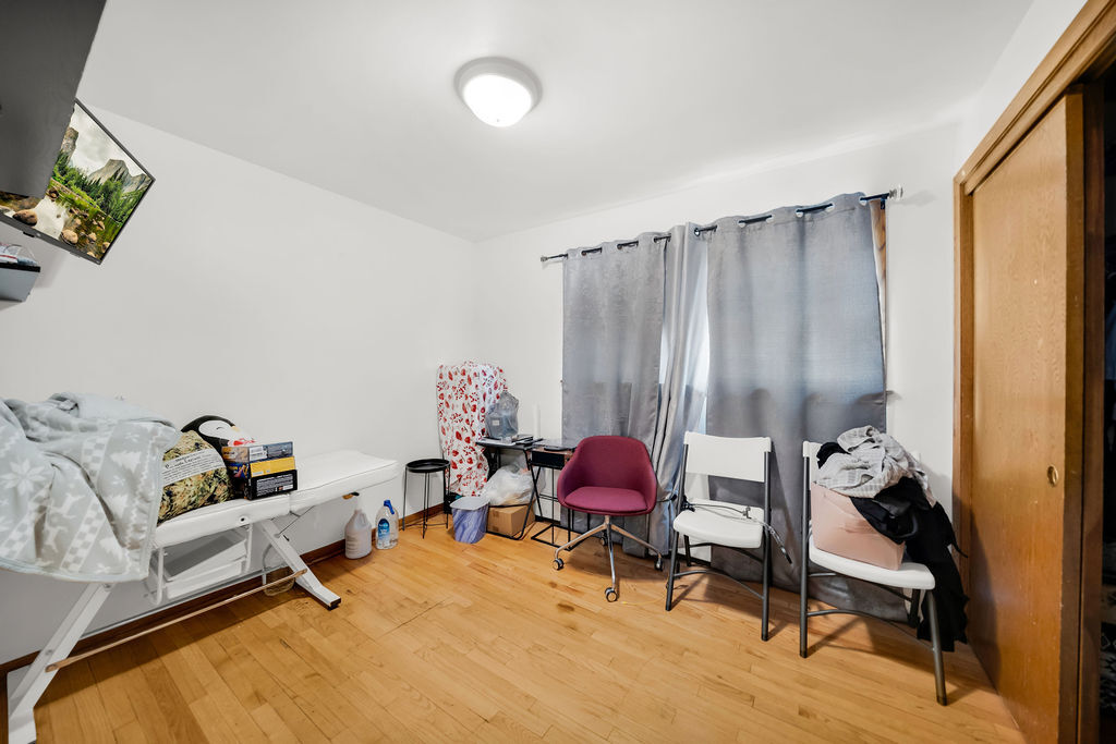 12671283 Property Photo 14